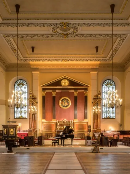 The St Pauls cathedral is a beautiful feature of Covent Garden.
